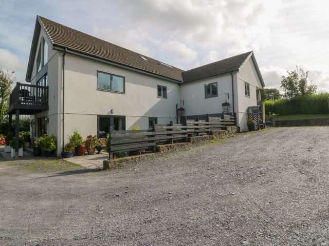 Nant-yr-Rhedyn - 919855 - photo 1