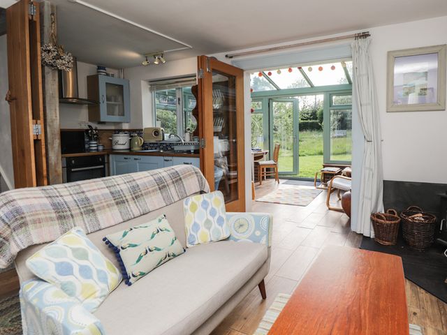 Wood Glen Cottage - 920524 - photo 3