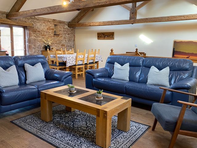 Hayloft Cottage - 921598 - photo 4
