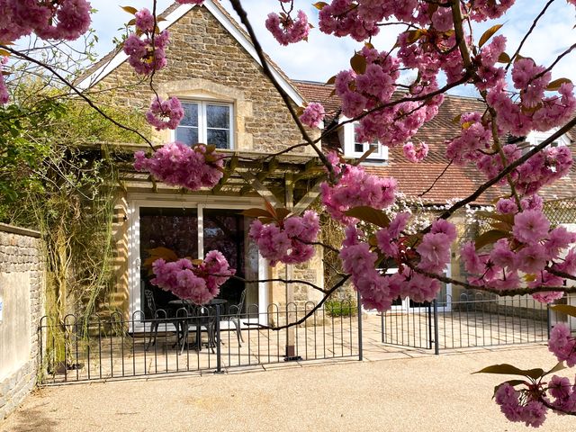 Rectory Coach House - 921681 - photo 2