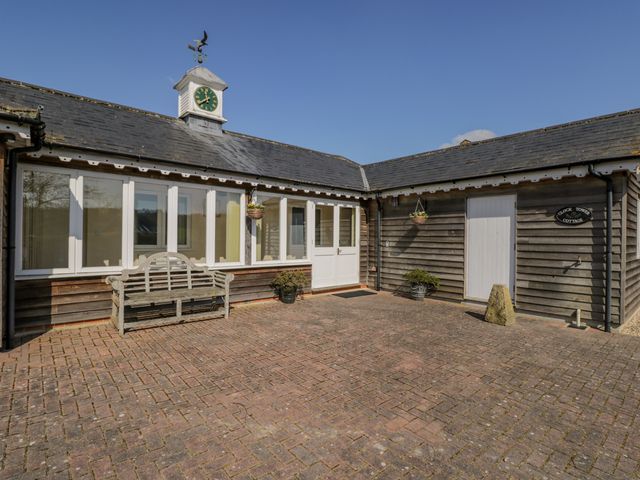 Clock Tower Cottage - 922236 - photo 2