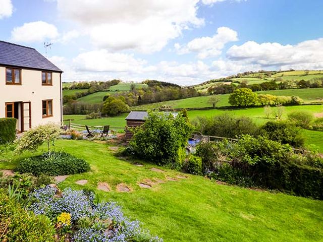 Glebe Farm Cottage - 924581 - photo 2