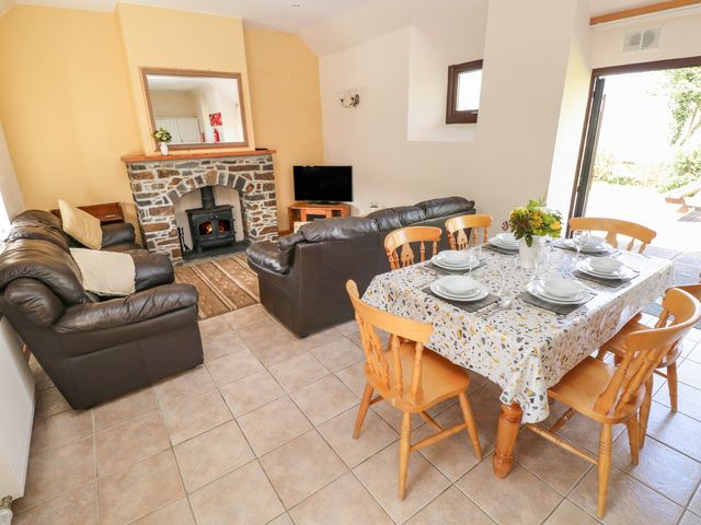 Hill Top Farm Cottage - 924622 - photo 4