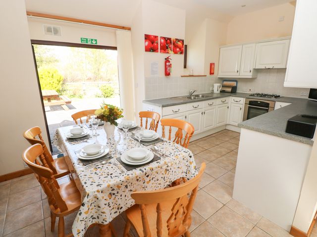 Hill Top Farm Cottage - 924622 - photo 5