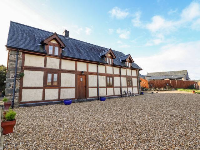 The Old House - 924875 - photo 2