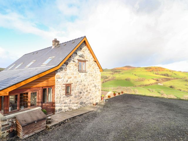 The Old House - 924875 - photo 4