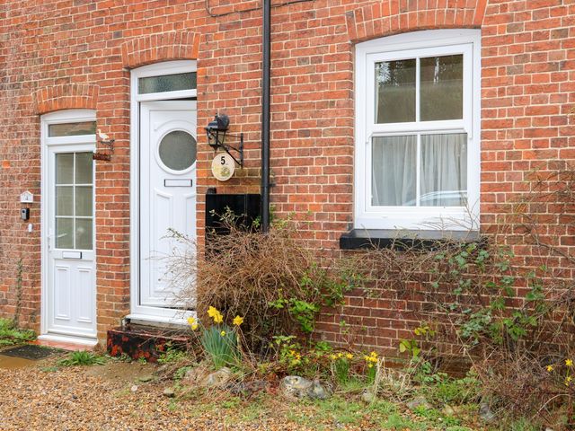 5 Melinda Cottages - 925153 - photo 2