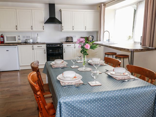 Marsh Cottage - 925657 - photo 5