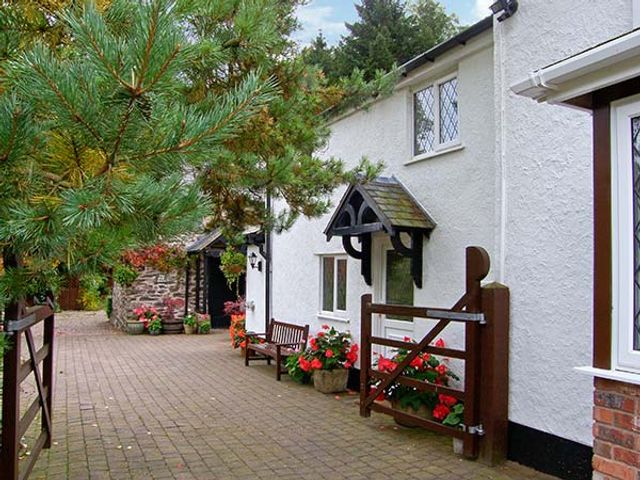 Holiday Cottages Ruthin | Self Catering Holiday Accommodation in Ruthin