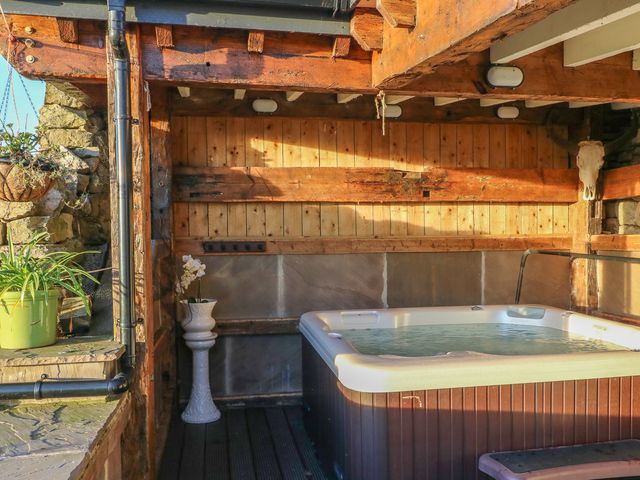 Flatt House Barn - 927602 - photo 3