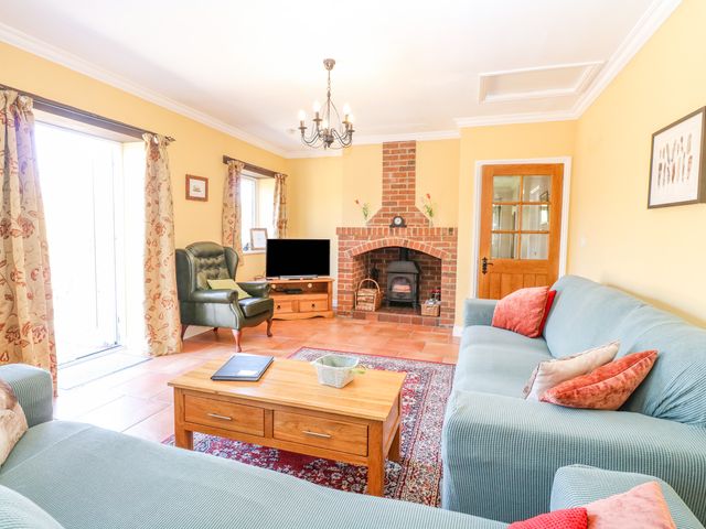 The Meadows Cottage - 927685 - photo 3