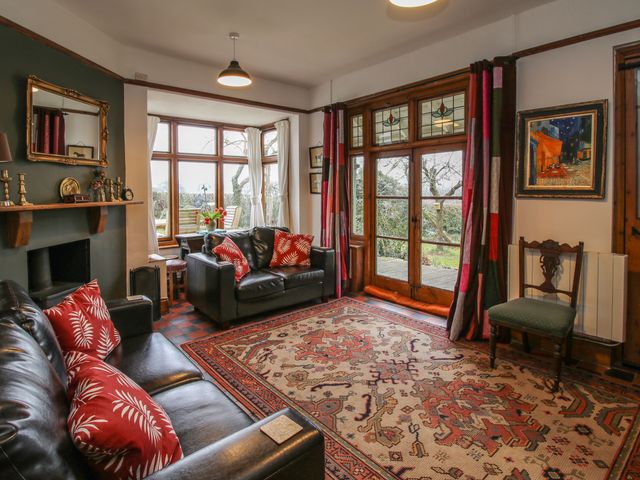 Hill Brow - 928287 - photo 3