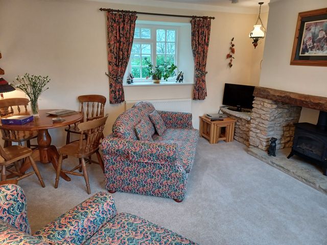 Magpie Cottage - 928412 - photo 5