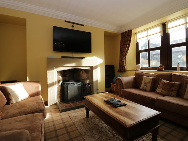Groffa Crag Farmhouse - 929294 - photo 5
