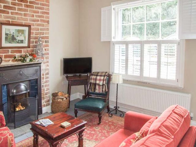 Woodland Cottage - 930291 - photo 3