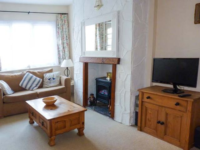 Sunshine Cottage - 930334 - photo 2
