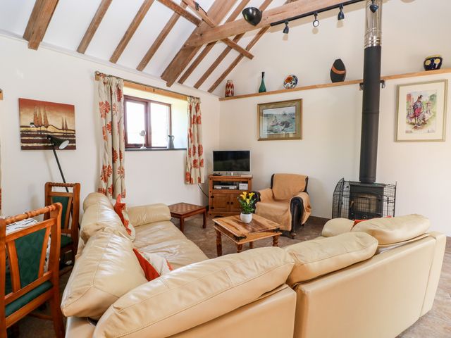 The Long Barn - 930622 - photo 3