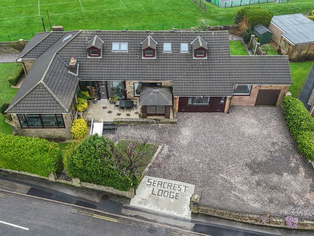 Seacrest Lodge - 931230 - photo 1 