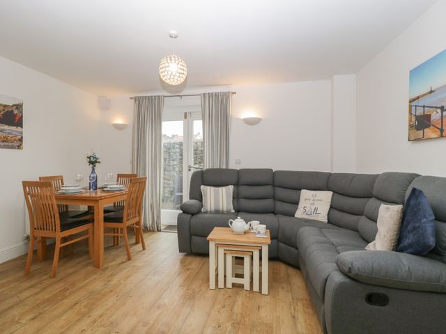 6 Malthouse Court - 931849 - photo 4
