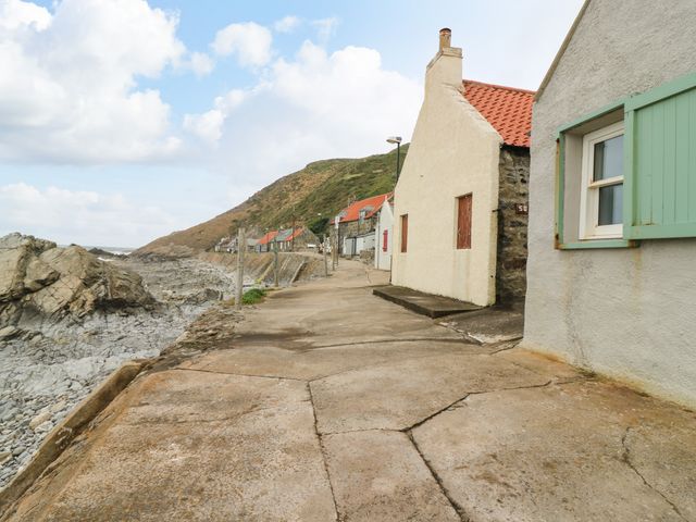 49 Crovie Village - 932561 - photo 3