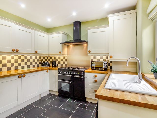 34 Church Street - 933358 - photo 5