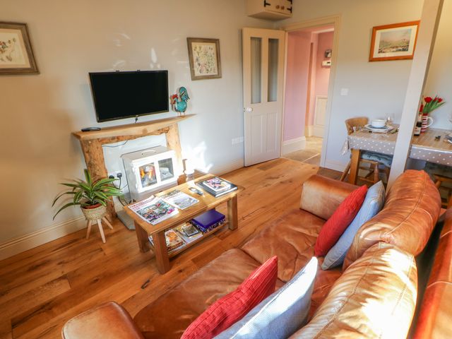 The Stable, Sedbury Park Farm - 934811 - photo 3