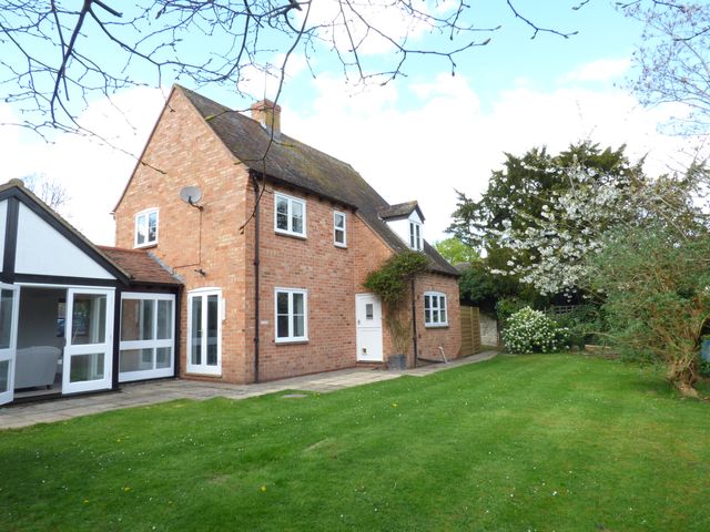 Pebworth Cottage - 935314 - photo 3