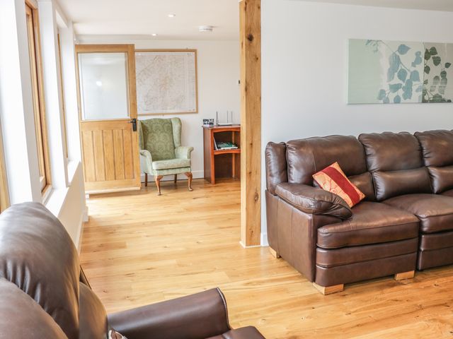 The Cow Byre, Heath Farm - 935353 - photo 4