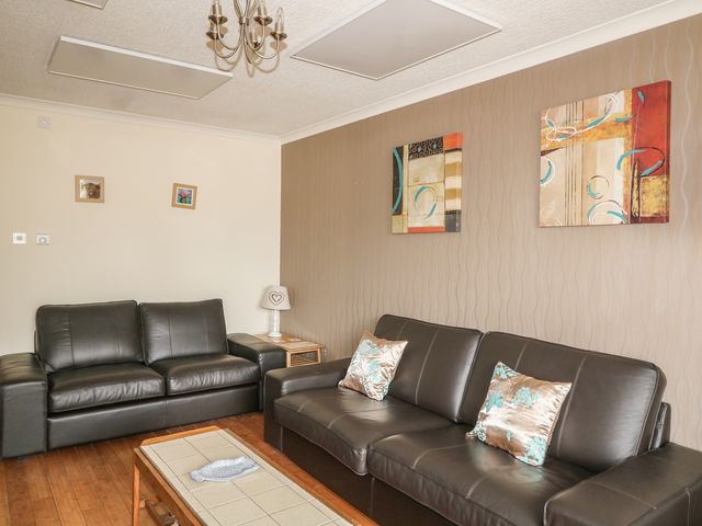79 Corrour Road - 938551 - photo 3