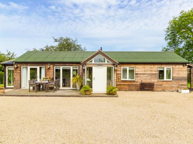 Newton Retreat - 940785 - photo 2