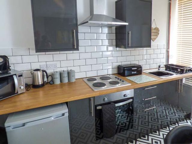Flat 2 - 942061 - photo 5
