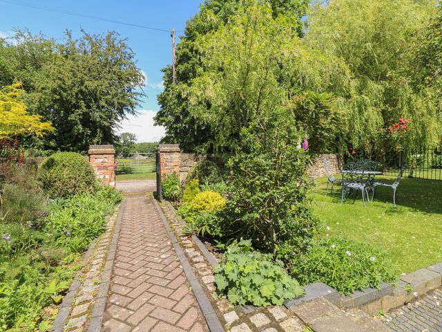 Just A Cottage, Newlands Farm - 946824 - photo 5