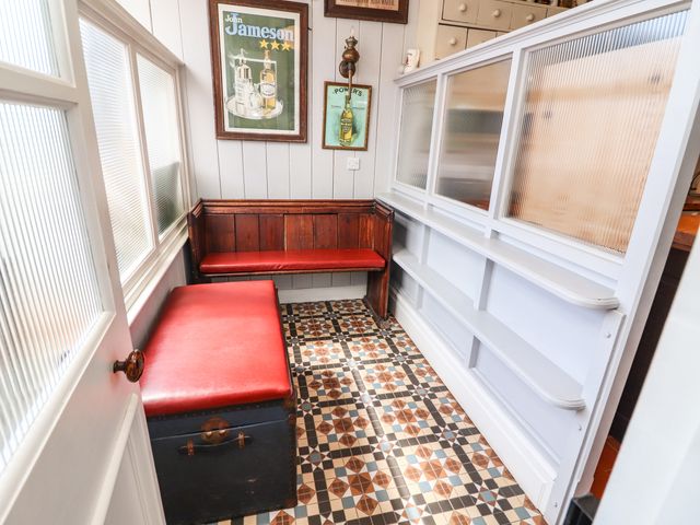 The Merchant's Store - 946885 - photo 3