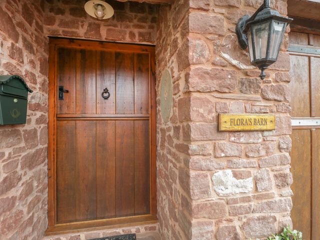 Flora's Barn - 947351 - photo 2