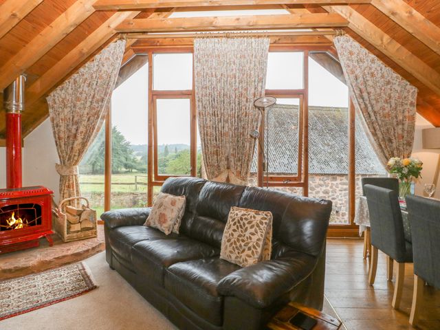 Flora's Barn - 947351 - photo 4