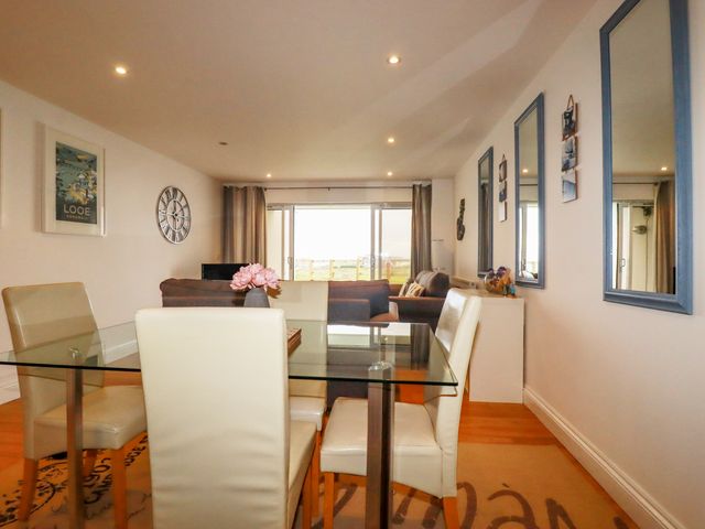47 Bredon Court - 947371 - photo 5