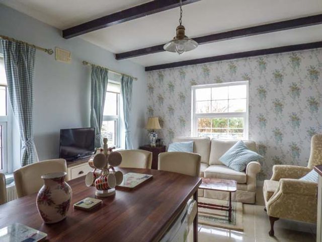 No.1 Apt, Brandy Harbour Cottage - 951117 - photo 3