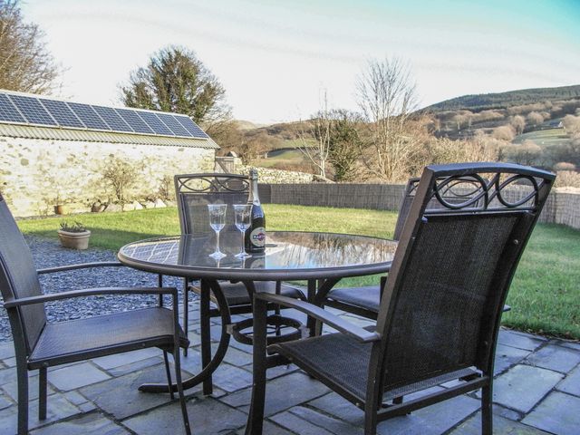 Y Bwythyn at Henfaes - 951909 - photo 4
