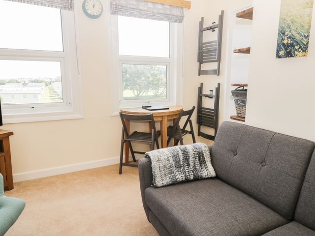 Oak  Lodge - 952196 - photo 5