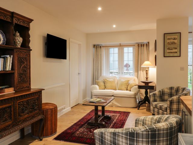 The Coach House - 955428 - photo 3