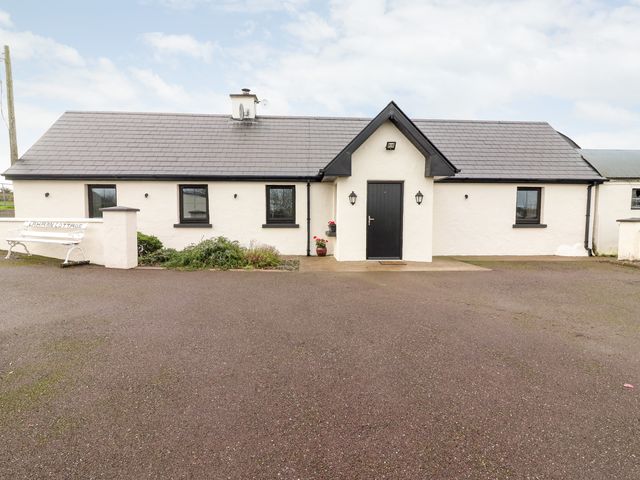 Laharn Cottage - 955565 - photo 2