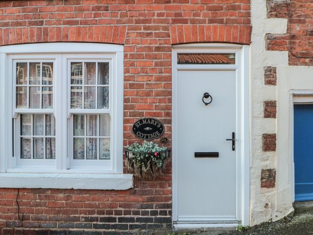 St Mary's Cottage - 955777 - photo 2