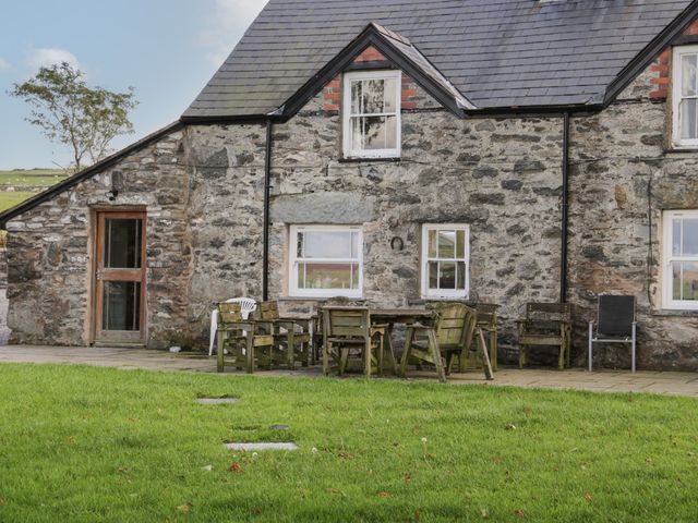 Bryn Dedwydd Farmhouse - 955872 - photo 2