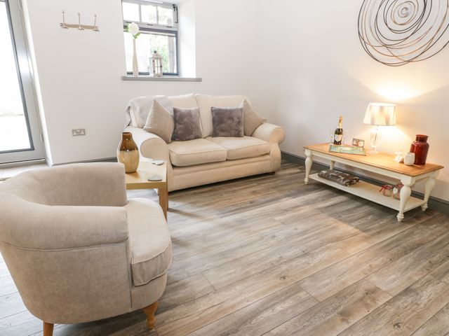 Lowdale Barns West - 956466 - photo 4