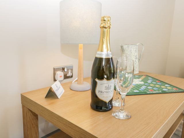 Lowdale Barns East - 956467 - photo 5