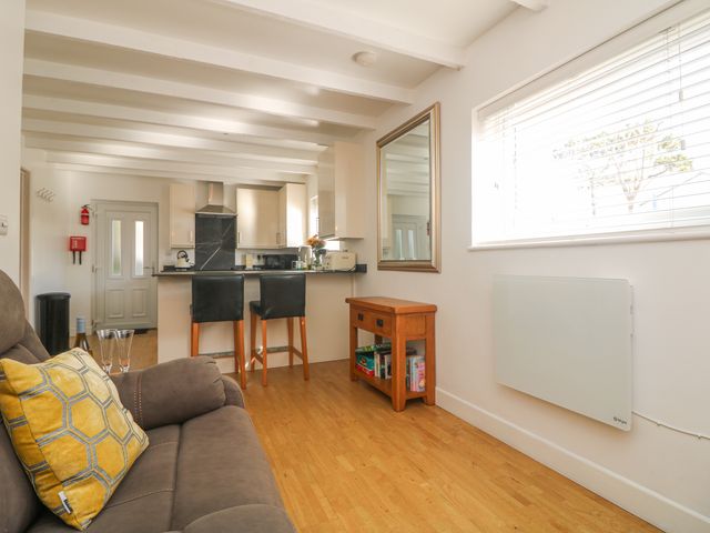Five Degrees West - 960134 - photo 5