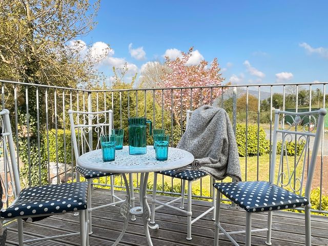 The Coach House - 960680 - photo 2