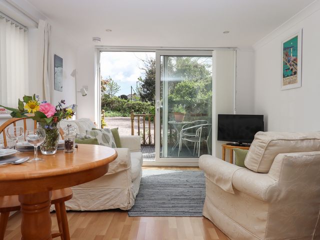 Wisteria Cottage - 961171 - photo 3