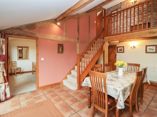 The Old Stables - 963602 - photo 5