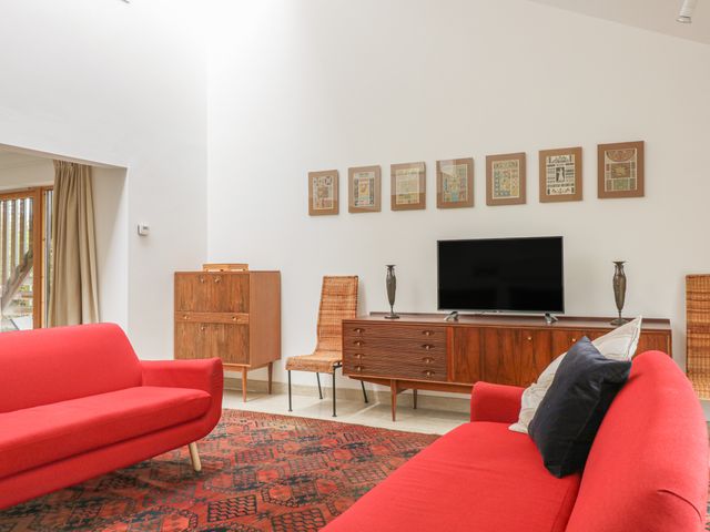 Frater House - 963755 - photo 3